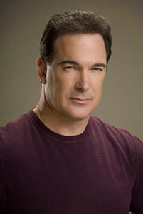 Patrick Warburton on ‘Rules of Engagement’ Schedule Change: “What a shit time slot”