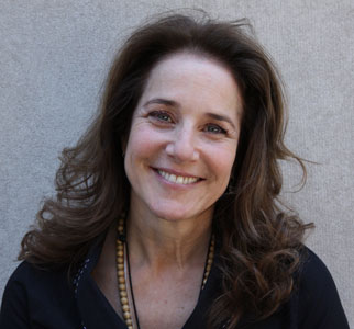 Debra Winger To Make Her Broadway Debut Alongside Patti Lupone in David Mamet’s ‘The Anarchist’