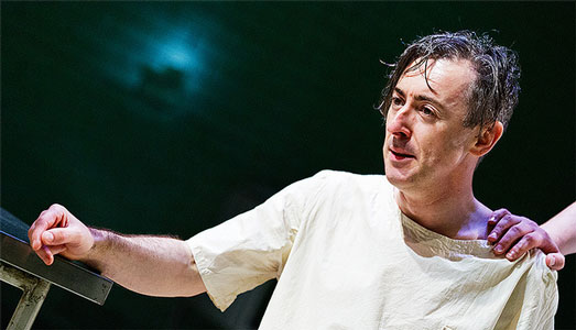 Alan Cumming on His One-Man ‘Macbeth’: “I think, if I ever have a lapse in concentration, the whole pack of cards is going to tumble down”