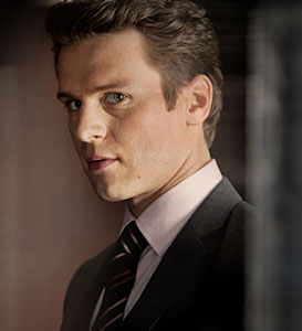 Jonathan Groff talks ‘Boss’, ‘Red’ and working with actors “who are better than you”