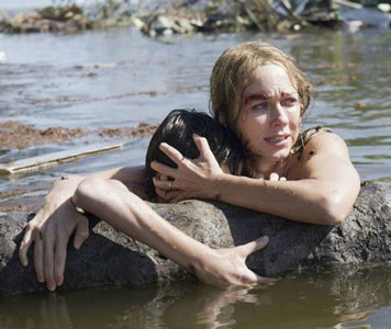 Naomi Watts on Filming Tsunami Scenes in ‘The Impossible’: “It was intense work. For anyone, but at my age, boy, it was a workout”