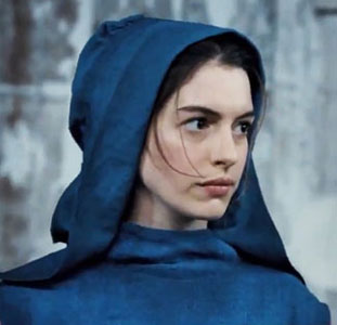 Anne Hathaway on Her ‘Les Mis’ Audition, Singing On-Set And Readjusting To Life After Filming