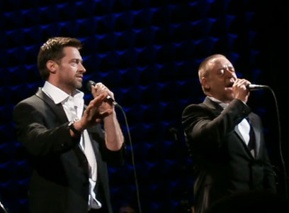 Hugh Jackman & Russell Crowe Sing ‘The Confrontation’ from ‘Les Miserable,’ Live at Joe’s Pub