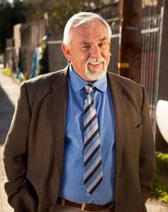 Q&A: John Ratzenberger Talks Coming Back to TV in ‘Legit’ and His 18-Year Pixar Run