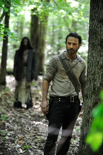 First-Look-The-Walking-Dead-Season-4