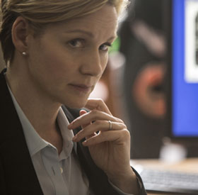 Laura Linney’s strategy to her ‘Fifth Estate’ role: “I really approached it from a storytelling standpoint”
