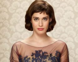 'Masters of Sex' Star Lizzy Caplan Talks About Being Naked On-screen
