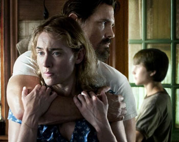 Six-time Oscar nominee Kate Winslet Taps into Her Motherly Instincts in ‘Labor Day’