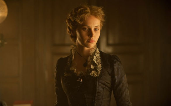 Interview: Felicity Jones talks Charles Dickens, Ralph Fiennes and painful corsets for ‘The Invisible Woman’