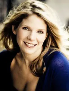 Kelli O’Hara Talks ‘The Bridges of Madison County’ Musical, Challenging Herself, and… Shakespeare?