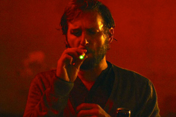 Josh Lucas in The Mend