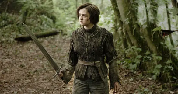 ‘Game of Thrones’ Star Maisie Williams is just a Normal Teen who Enjoys Sword-fighting