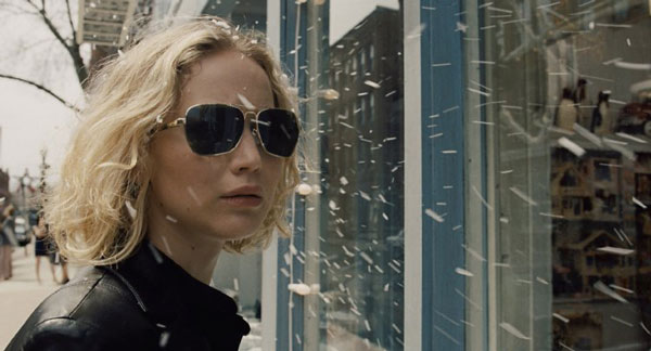 Jennifer Lawrence in Joy