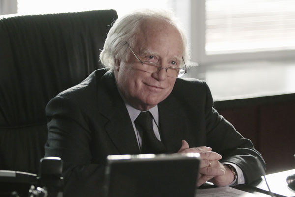 Richard Dreyfuss as Bernie Madoff