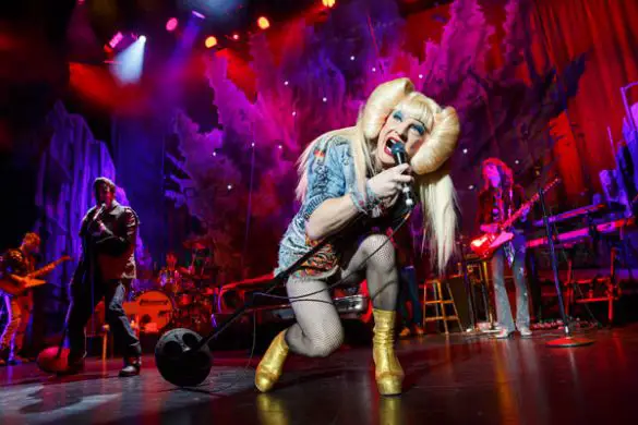 Review: Lift Up Your Hands for ‘Hedwig and the Angry Inch’