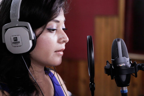 3 Tips on How to Break into the Voice Over Industry