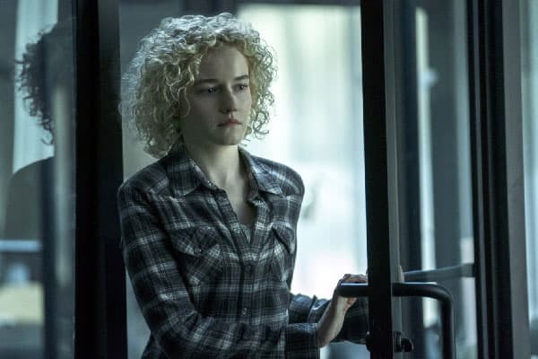 How a Casting Director’s Advice Helped ‘Ozark’ Star Julia Garner After a Bad Audition