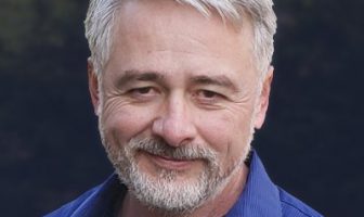 Interview: Audiobook Narrator Gary Bennett on Breaking into the Audiobook Business and Becoming a Successful Narrator
