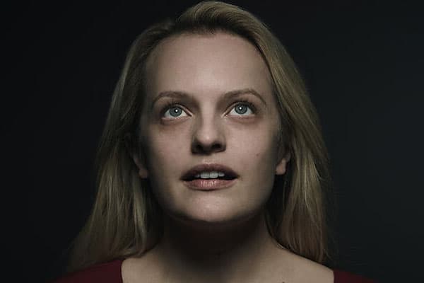 Elisabeth Moss on Her Experience Directing ‘The Handmaid’s Tale’
