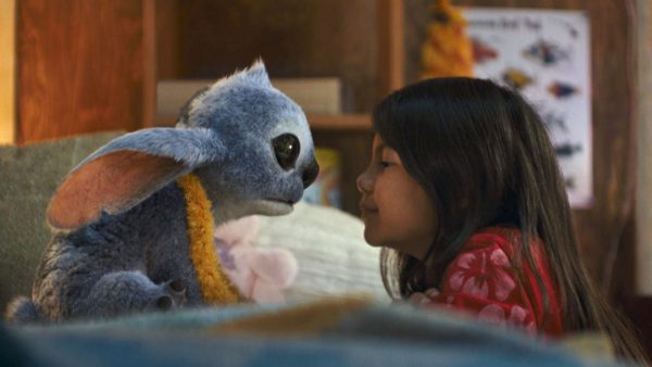 Stitch and Maia Kealoha as Lilo in Disney’s live-action LILO & STITCH.