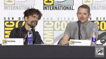 peter-dinklage-eliljah-wood-toxic-avenger-comic-con